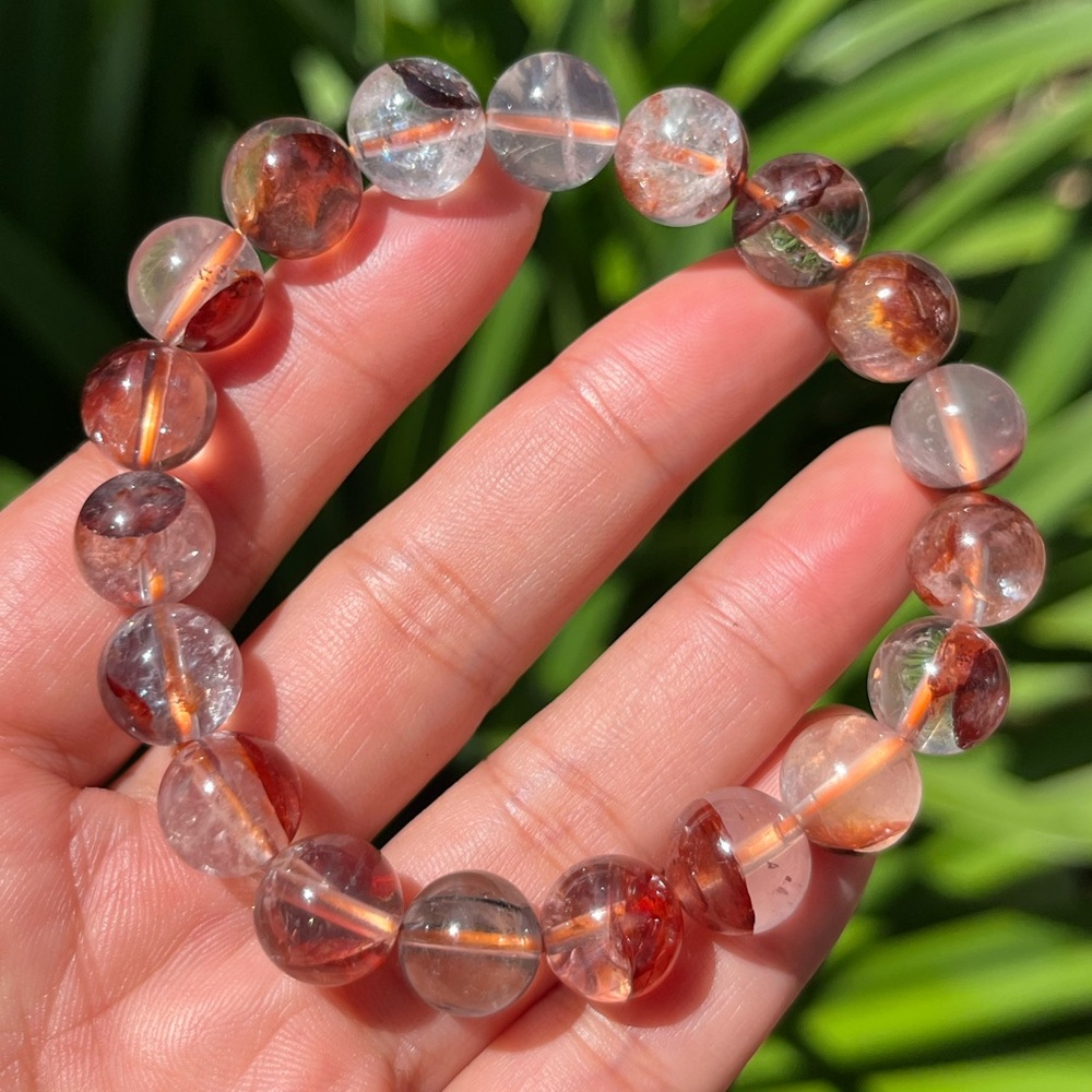 11mm Stretchable‎ Clear Fire Quartz Bracelet